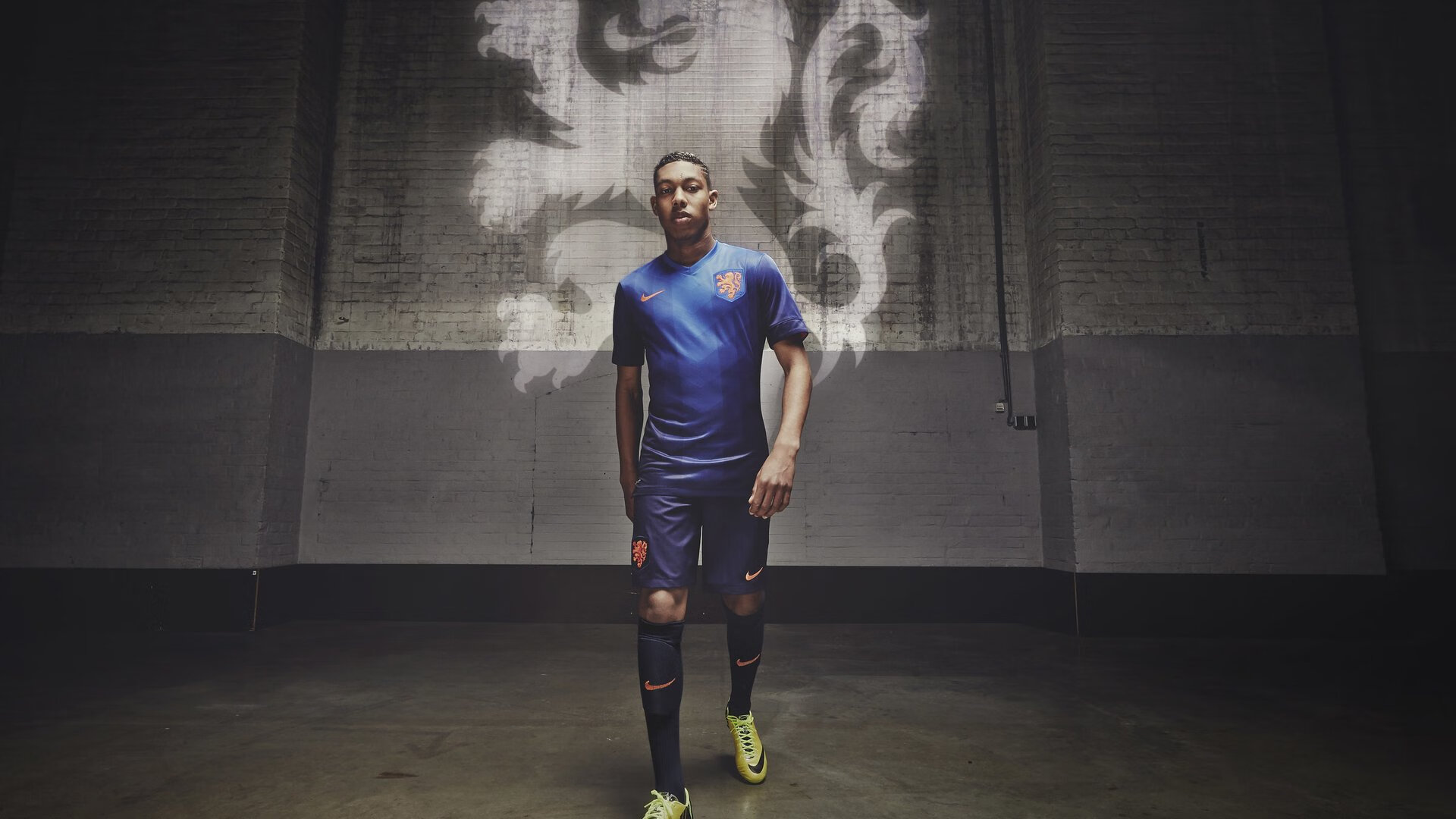 羽毛球选手训练水平不断提升